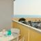 Enjoy our colorful flat with sea view - Beahost