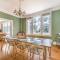 Historic Home Overlooking the Beaufort River Located on Bay St - Sleeps 10