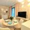 Sunny Breeze Apartment next to the beach by TriApart - 格但斯克