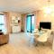 Sunny Breeze Apartment next to the beach by TriApart