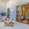 New Listing! Habersham Flat - Sleeps 4 Walking Distance to Pool and Market St