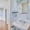 Charming Nampa Retreat with Patio 20 Mi to Boise!