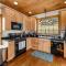 New & Stunning Chalet! Renod, Hot-Tub, Barrel Sauna, Slope Views, Fire Pit