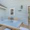 NEWLY Renovated Short Walk to Beach and Beach Club - Sleeps 12 - 弗里普岛
