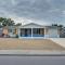 Stylish Port Richey Home about 8 Mi to Beach Park! - 里奇港