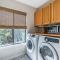 First Floor Condo - Walking distance to beach and pools! - Harbor Island