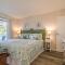 First Floor Condo - Walking distance to beach and pools! - Harbor Island