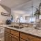 Crow's Nest On Harbor Island - One Bedroom on Third Floor - Harbor Island