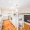 Close to Dtwn Nantucket! Group Getaway with Patio