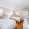 Close to Dtwn Nantucket! Group Getaway with Patio