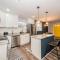 Newly renovated 3 bed/1 bath for visits to DC/UMD! - Hyattsville