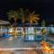 CASA 6 QUARTOS COM PISCINA