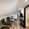 Sand & Sun Retreat,2 Living Rooms, Kids Play Area