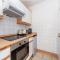 Shiny 1BR Flat in Fitzrovia, 2 min to Tube - London