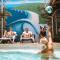 Noosa Flashpackers