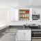 Woodland Hills 2BR w Pool Gym nr Warner Center LAX-698
