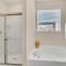 7655 Oakmoss Loop