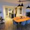 Spacious Apartment With Sea View