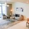 Beachfront Bliss - Apartment with Pool and Premium Amenities - Dubaj