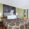 Super 8 by Wyndham Kingsport - Kingsport