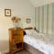 Charming coastal cottage - pet friendly!