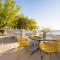 8MOONS Boutique Apartments