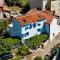 Holiday House Domen