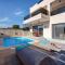 Flos Apartments