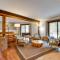 Pennsylvania Escape with Hot Tub, Deck, and Fire Pit!