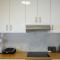 Modern 2bd appartment near mall- Internet 1Gbps