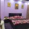 Lilac room,