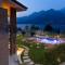 Bellagio Village- 4 Apartments by the lake - Seasonal Warm Pool and Sauna