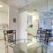 Walk to Dtwn Palm Springs Condo with Pool Access - Палм-Спрінгз