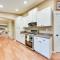 Family-Friendly Twin Lakes Home Near Lake Mary!