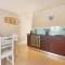 Eden on The Bay 125 by HostAgents - Bloubergstrand