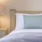 Portico 405 by Host Agents
