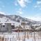 Wintergreen Retreat with Private Sauna & Patio 82291