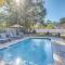 Walk to Beach Myrtle Beach Home with Saltwater Pool - 默特尔比奇