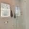 South Houston Townhome with Patio and Gas Grill!