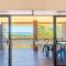 Casa Carinho, 24 Wallawa Rd - spectacular water views, pet friendly, air con and Wi-Fi
