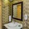 Aarya Hotel By Niagara Fashion Outlets