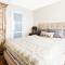 The Beachside Hideaway 3 blocks From The Beach!