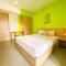 Behomy Maxley Lippo Karawaci