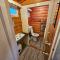 Cosy 2 bedroom Log Cabin in Snowdonia Cabin151 - Trawsfynydd