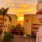 Condo in Waterfront Resort with Balcony Close to Beaches Free Bikes