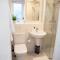 Walnut Flats-F5, Stylish 1-Bedroom - Parking, Netflix, WIFI - Close to Oxford, Bicester & Blenheim Palace