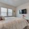 Van Nuys Abode w/ Patio, 7 Mi to Universal Studios Van Nuys Abode w/ Patio, 7 Mi to Universal Studios