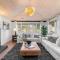 Upscale Uptown retreat home with HotTub and Views - Sedona