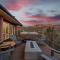Luxury Uptown home with Views and Hot Tub - سيدونا