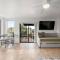 Uptown Walk Out basement with Ultimate views and Hot Tub - سيدونا